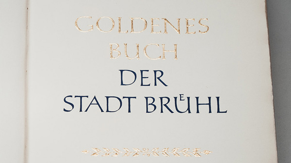 Bild des Goldenen Buches der Stadt Brühl