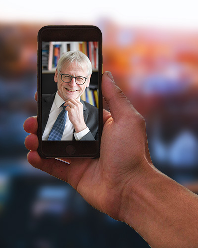 Video von Bürgermeister Dieter Freytag auf einem Handy